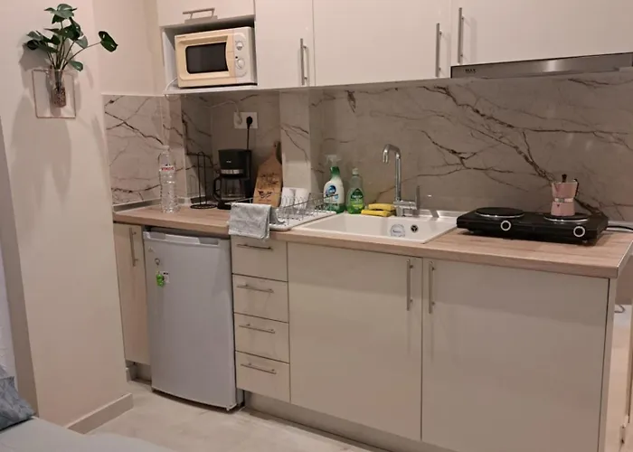 Domenica 1 * Tessalónica